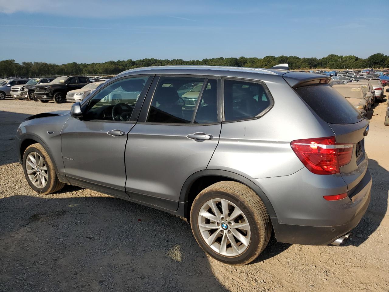 VIN 5UXWX9C38H0T20791 2017 BMW X3 no.2