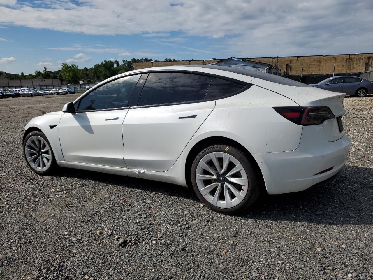 5YJ3E1EA4MF987781 2021 TESLA MODEL 3 - Image 2