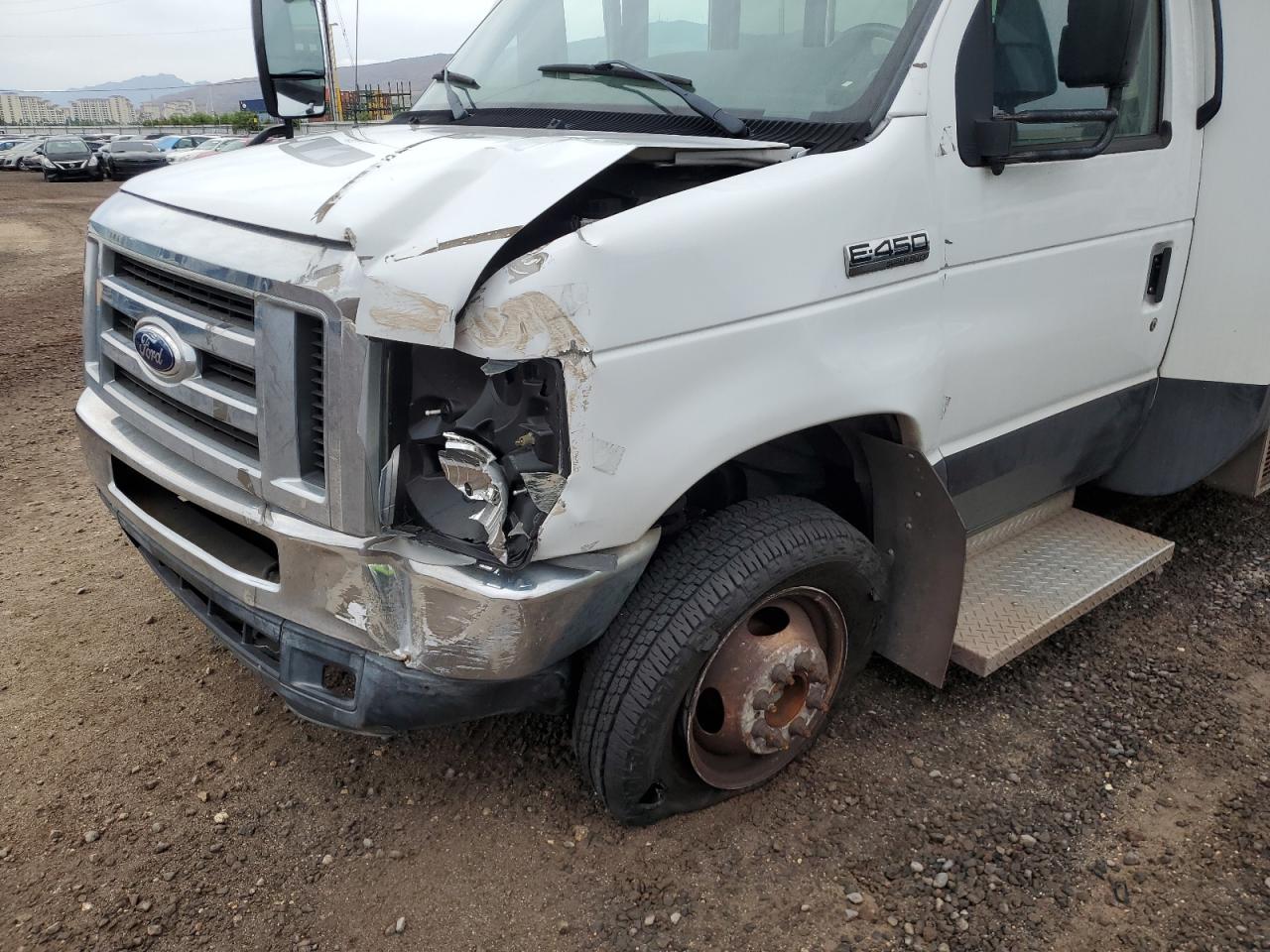 2014 Ford Econoline E450 Super Duty Cutaway Van VIN: 1FDFE4FS2EDB10135 Lot: 68390344