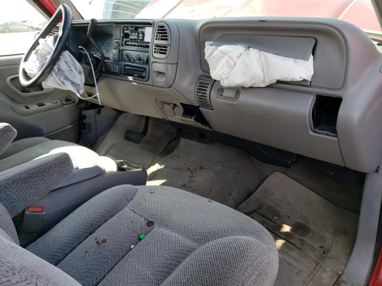 1998 Chevrolet Gmt-400 K1500 VIN: 2GCEK19R1W1276045 Lot: 68000314