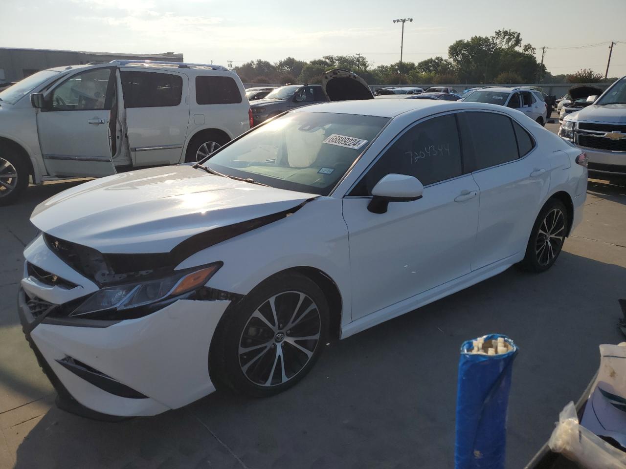 4T1B11HK3JU095905 2018 TOYOTA CAMRY - Image 1