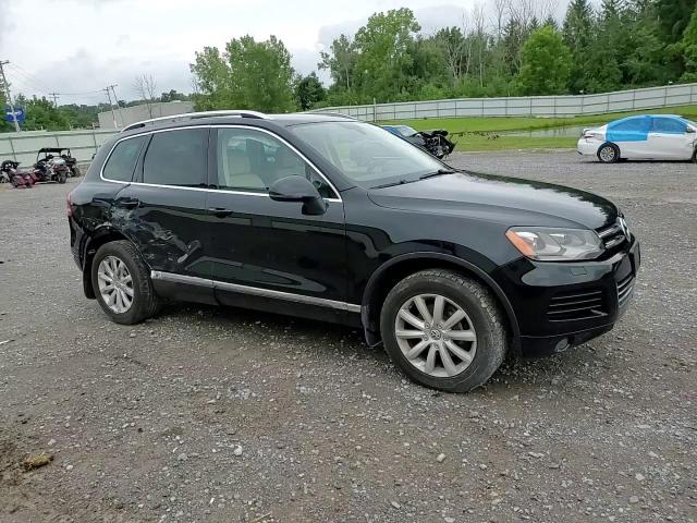 2012 Volkswagen Touareg V6 VIN: WVGEF9BP0CD011821 Lot: 65735874