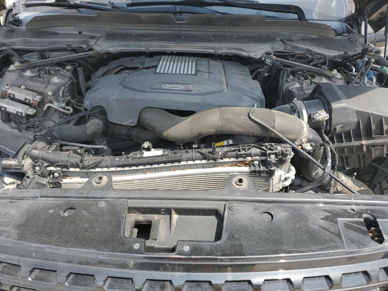 2016 Land Rover Range Rover Hse VIN: SALGS2KF8GA272752 Lot: 68309534