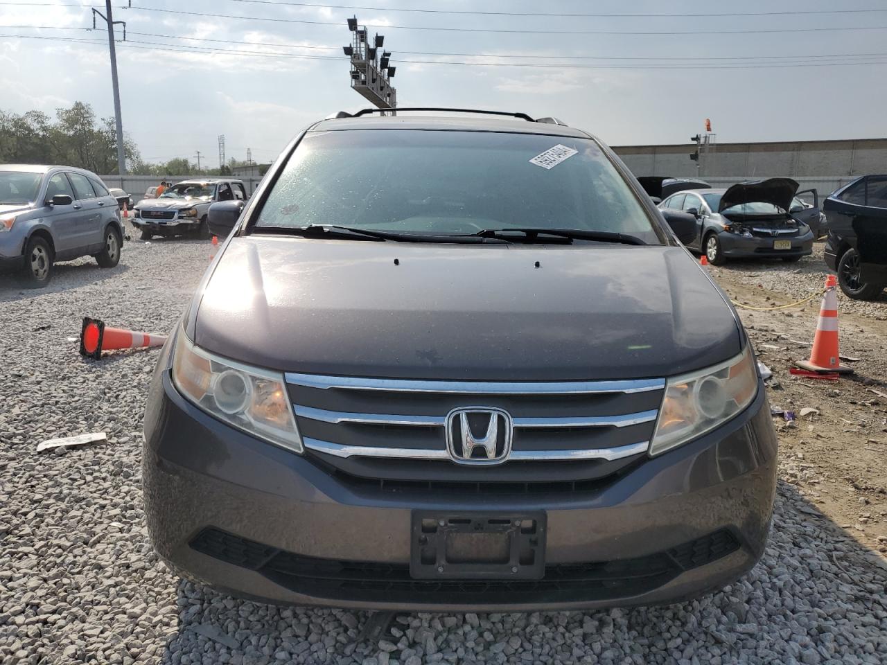 2011 Honda Odyssey - Image 5