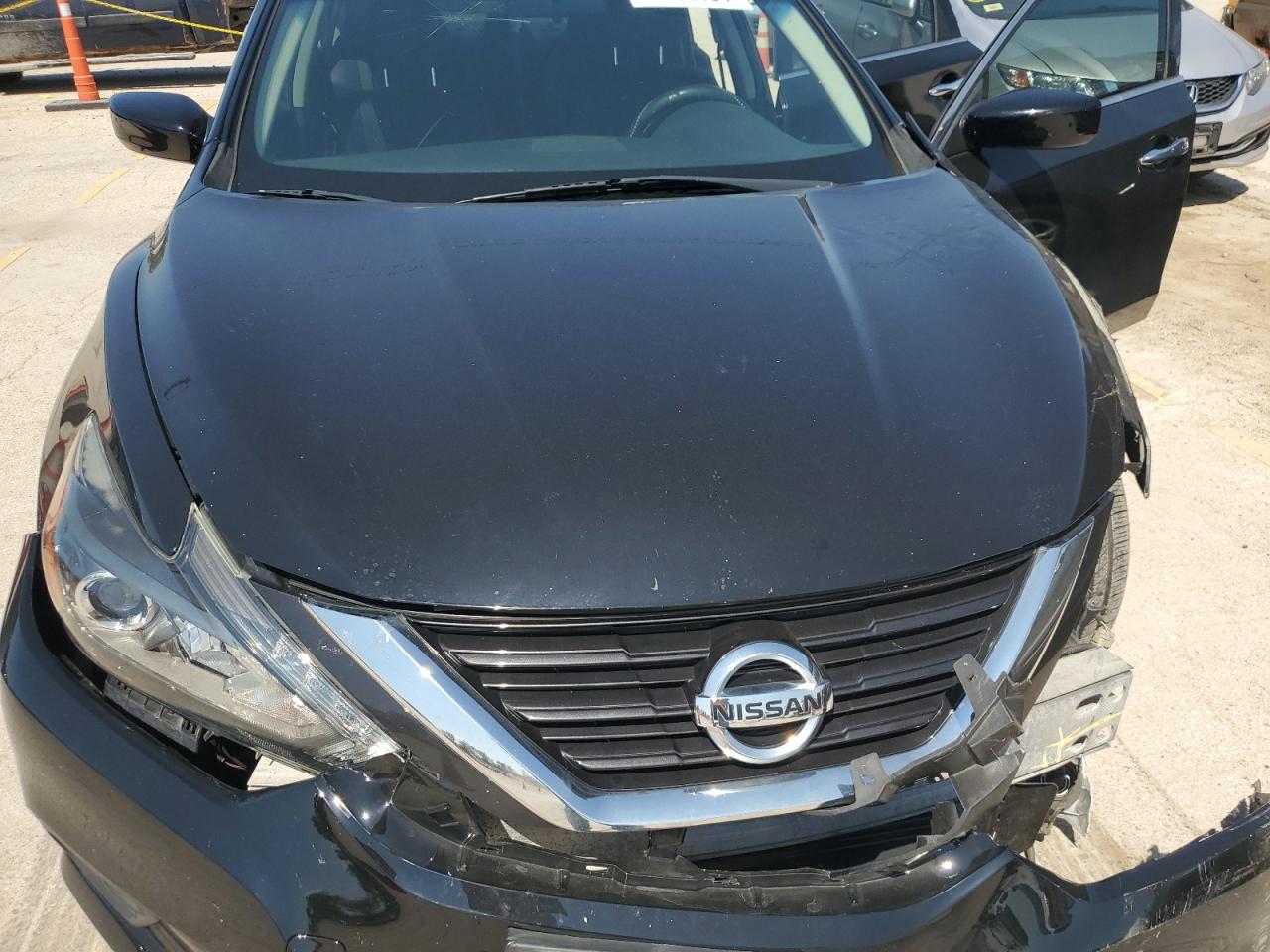 1N4AL3AP5HN350172 2017 Nissan Altima 2.5