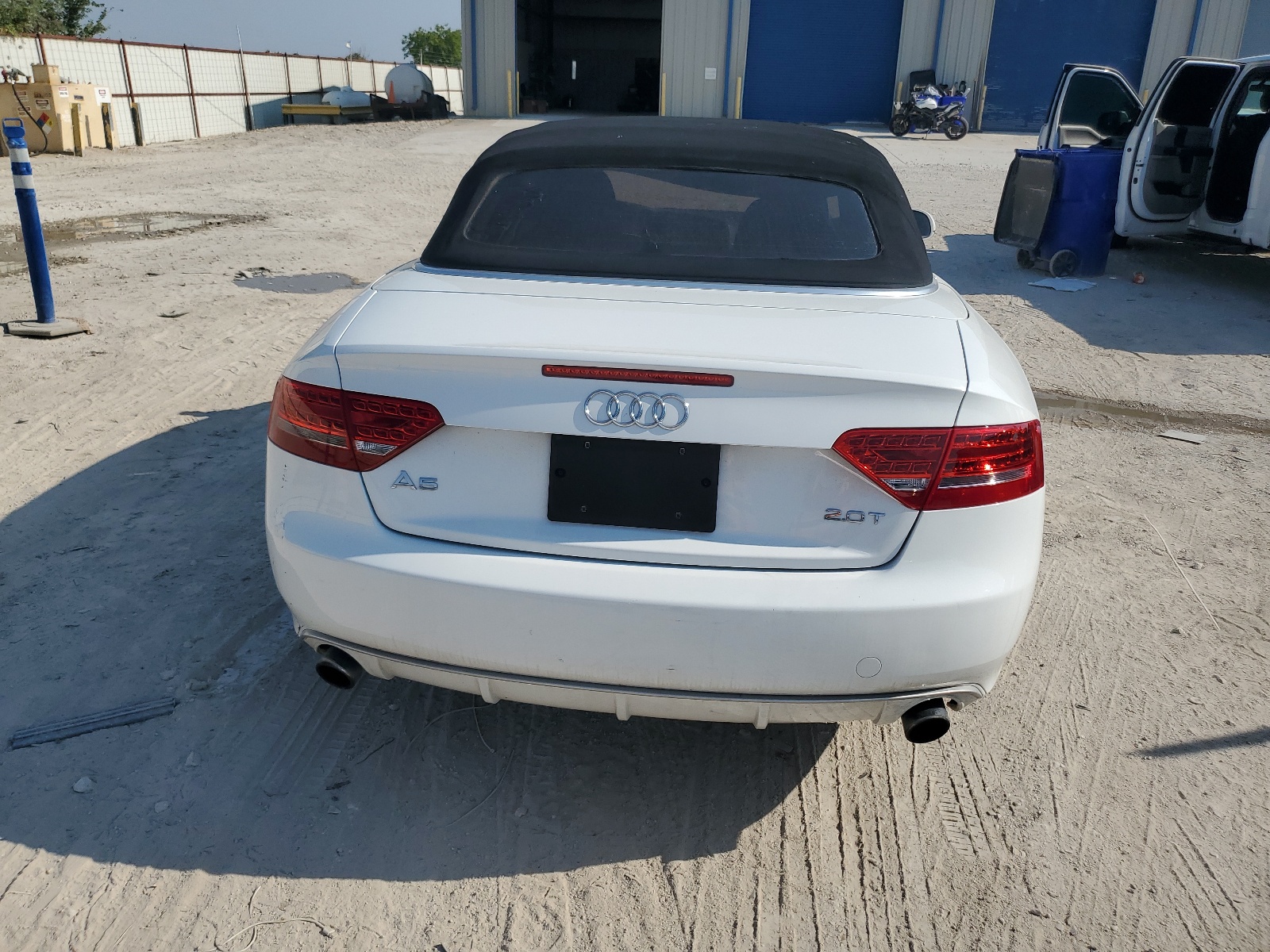 WAUJFAFH6BN017927 2011 Audi A5 Premium Plus