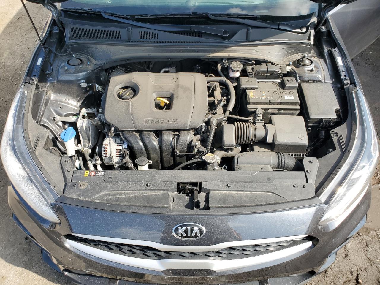 3KPF24AD2ME300570 2021 Kia Forte Fe