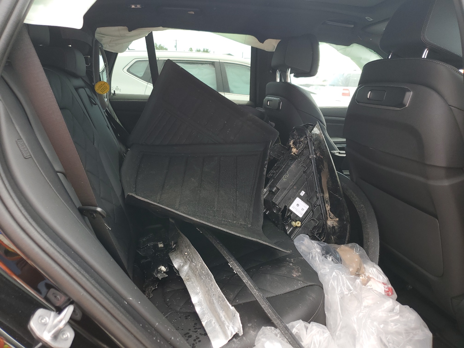 Фото: 5UX43EU03R9T50360 - 11