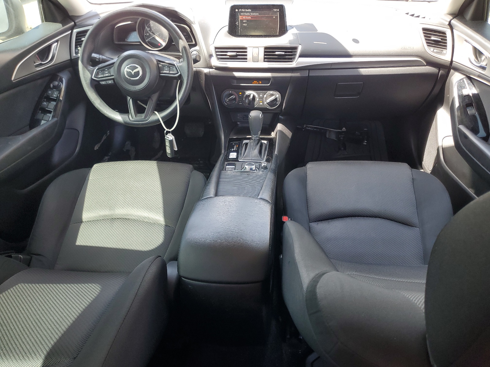 3MZBN1U73JM218033 2018 Mazda 3 Sport