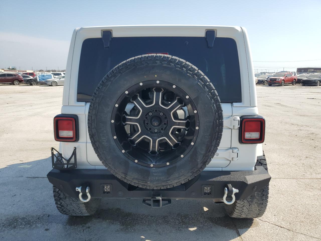 2020 Jeep Wrangler Unlimited Sahara VIN: 1C4HJXEG1LW182680 Lot: 68996374