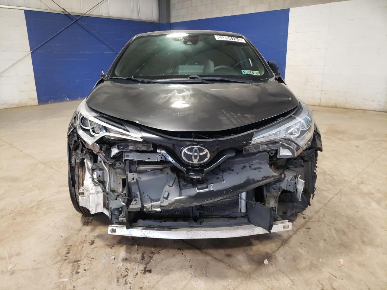 2019 Toyota C-HR - Image 5