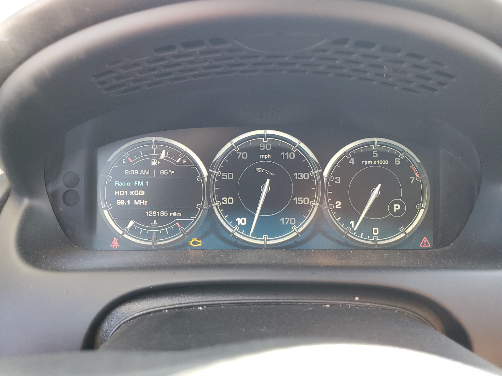 SAJWA1CBXCLV38851 2012 Jaguar Xj