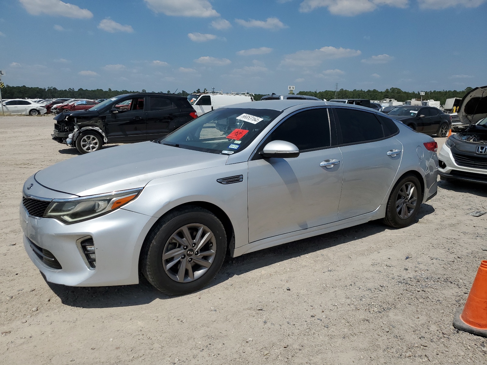 2019 Kia Optima Lx vin: 5XXGT4L31KG291483