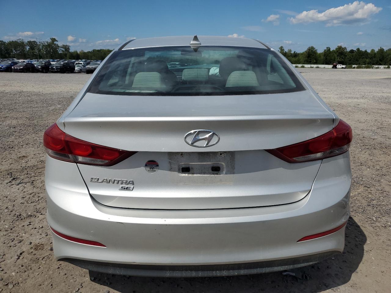 5NPD74LF3HH209428 2017 Hyundai Elantra Se