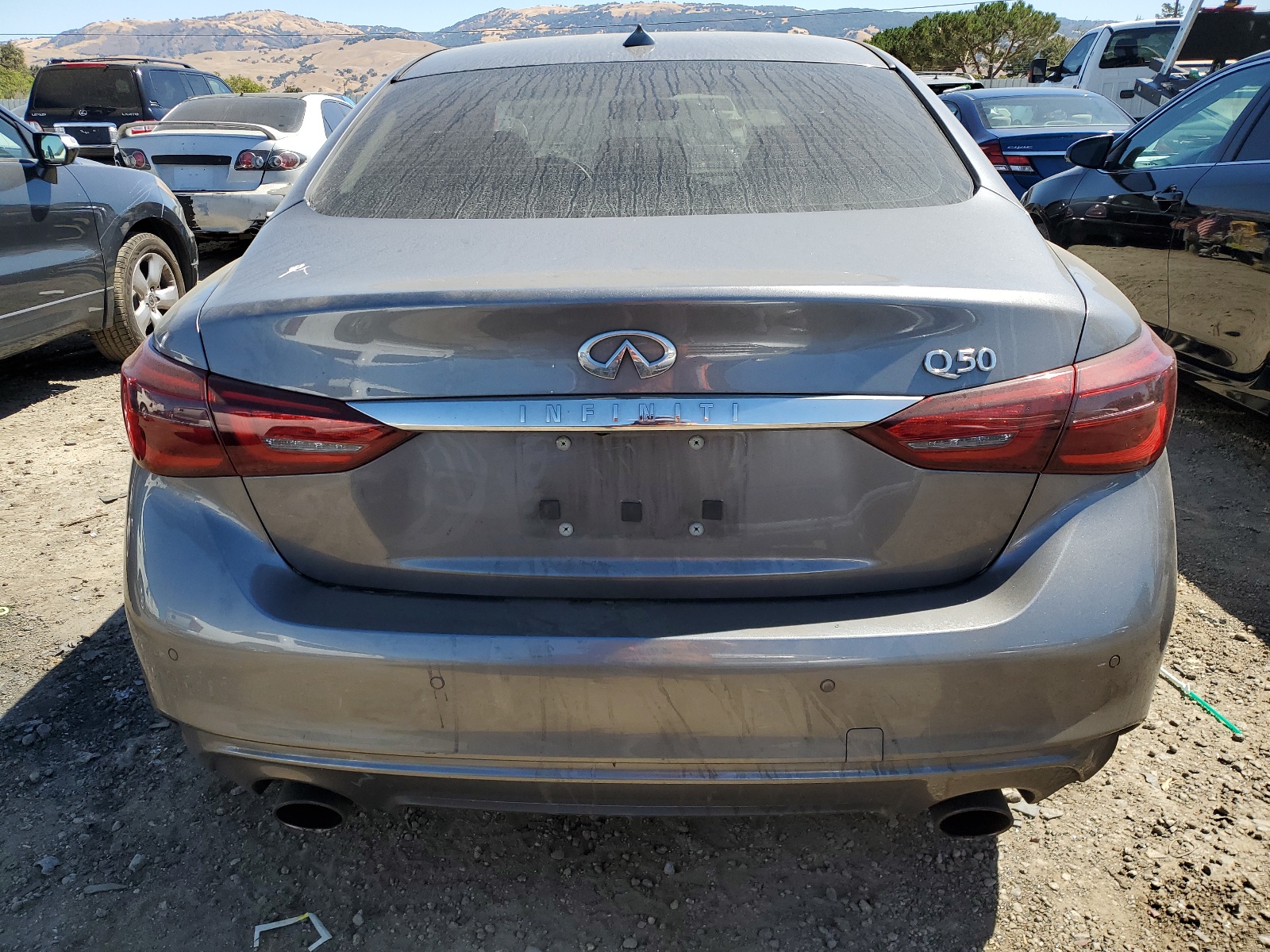 JN1EV7AP5JM358591 2018 Infiniti Q50 Luxe