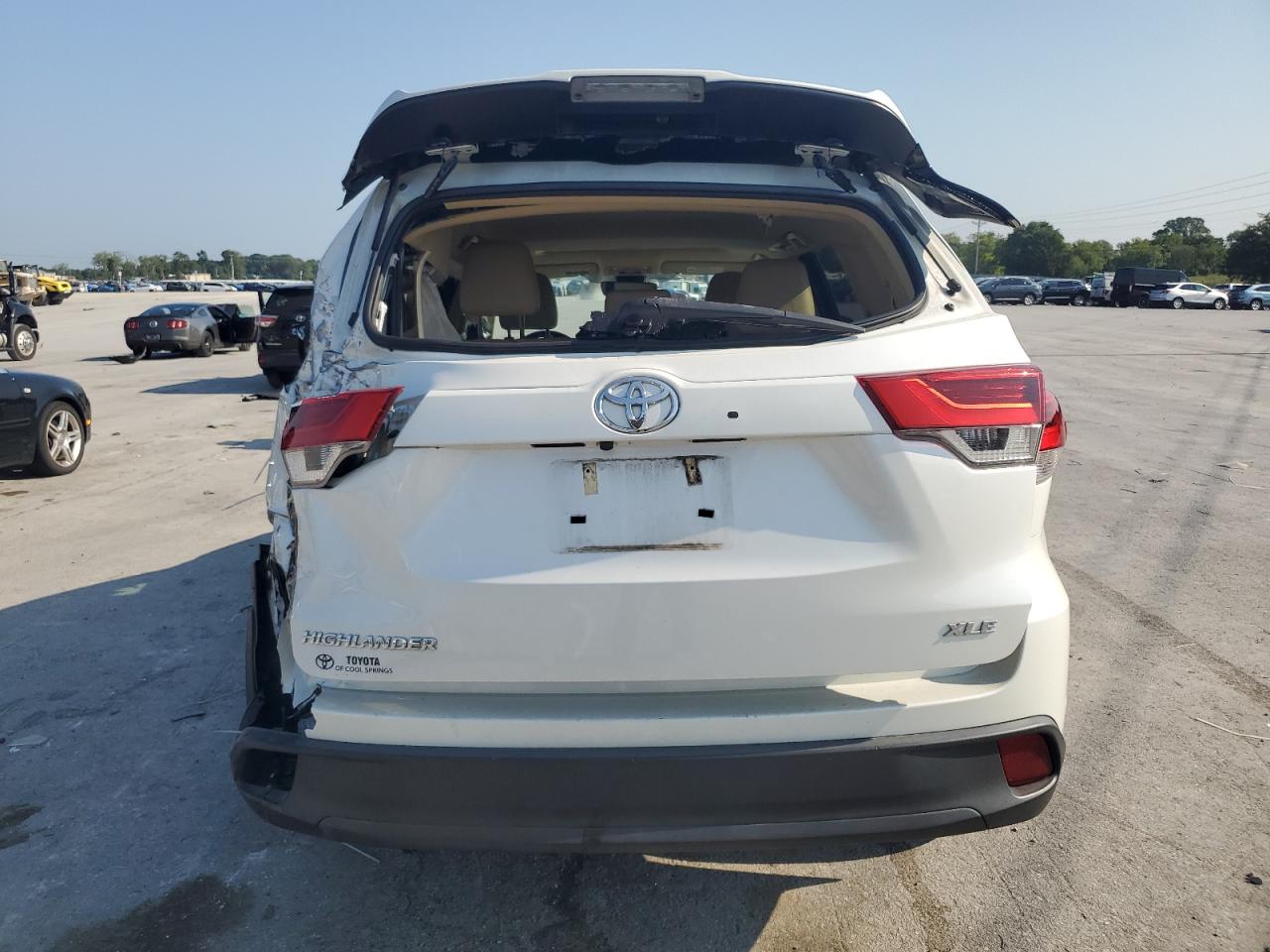 2019 Toyota Highlander Se VIN: 5TDKZRFH0KS341897 Lot: 65890634
