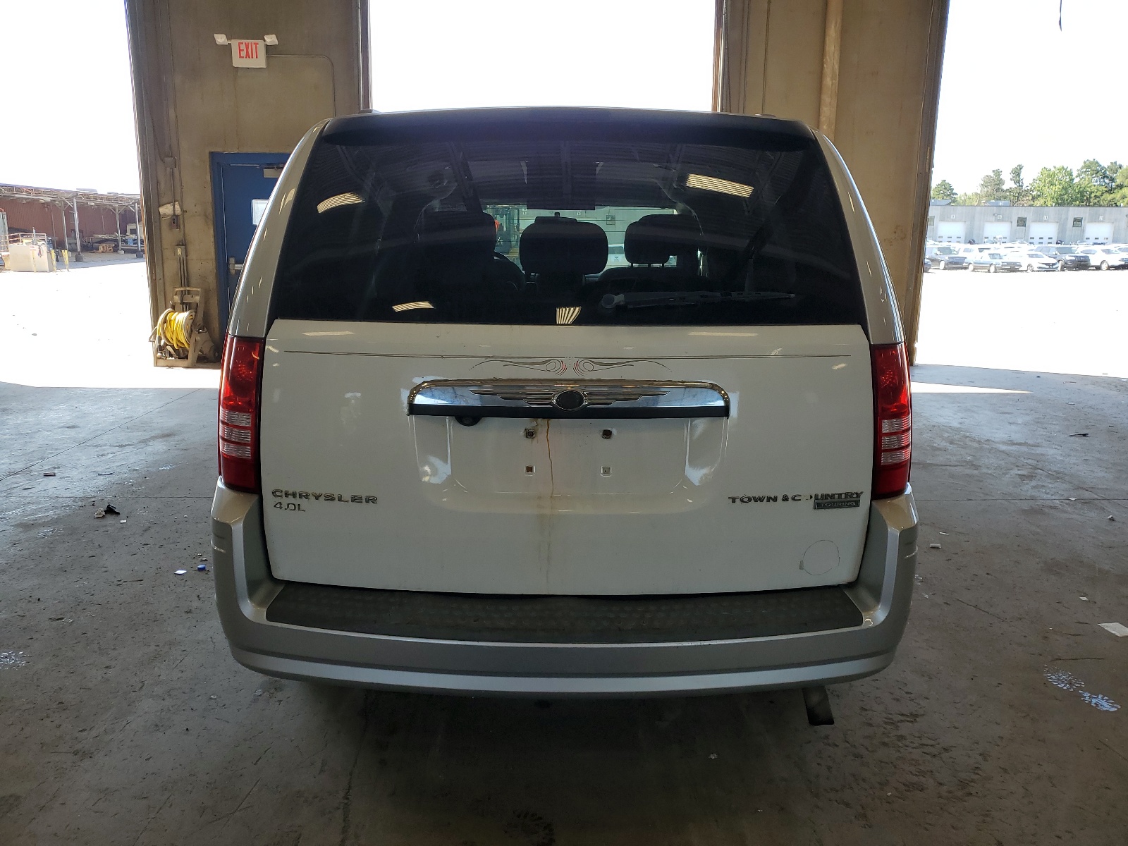 2A8HR54P28R694231 2008 Chrysler Town & Country Touring