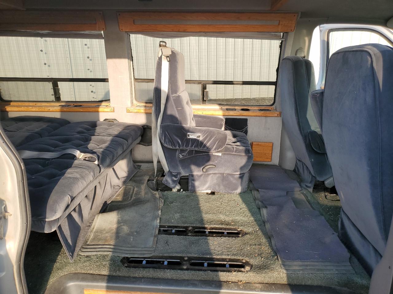 1997 Chevrolet Express G1500 VIN: 1GBFG15R7V1072905 Lot: 65821904