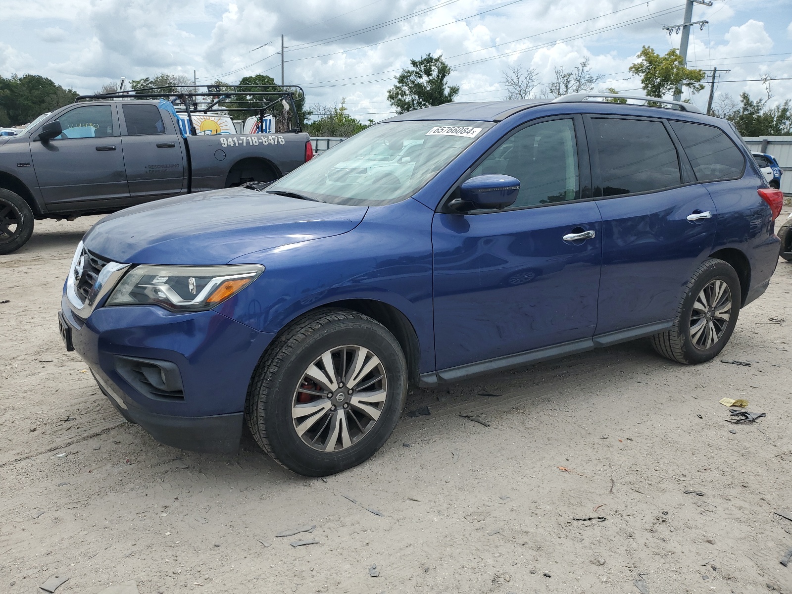 2017 Nissan Pathfinder S vin: 5N1DR2MM9HC674962