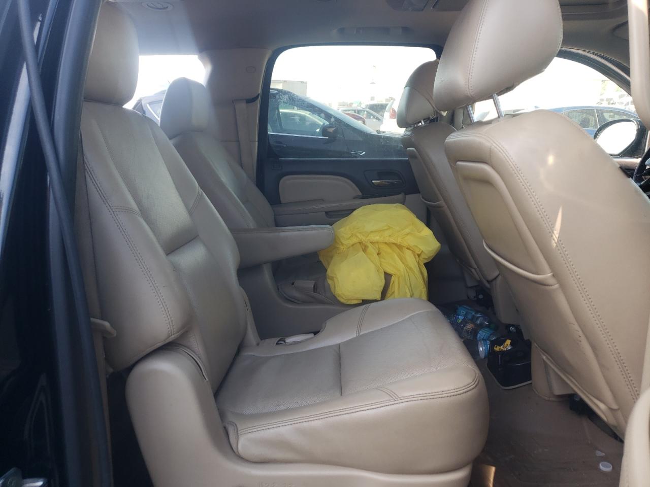2011 GMC Yukon - Image 10