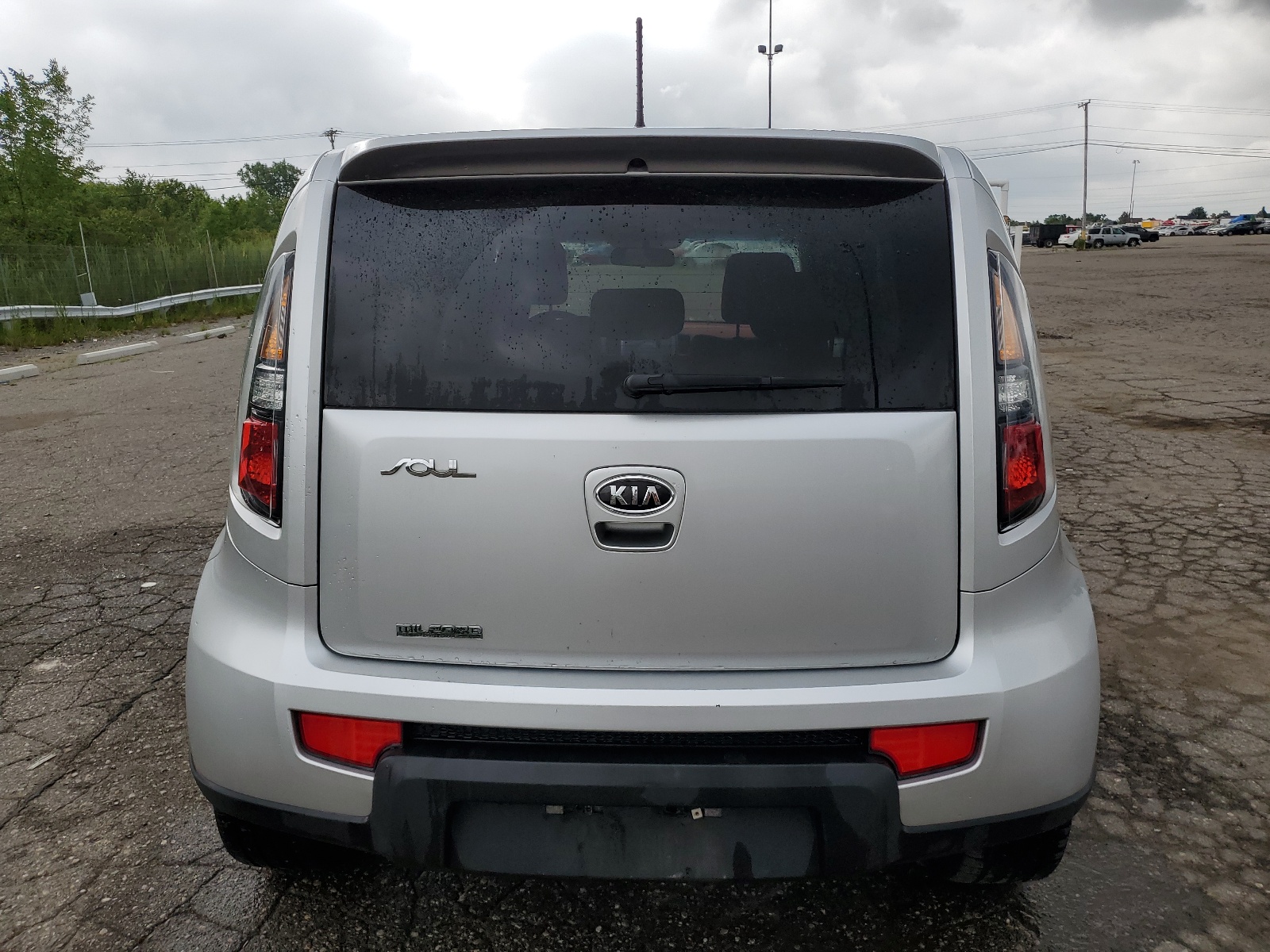KNDJT2A24A7061383 2010 Kia Soul +