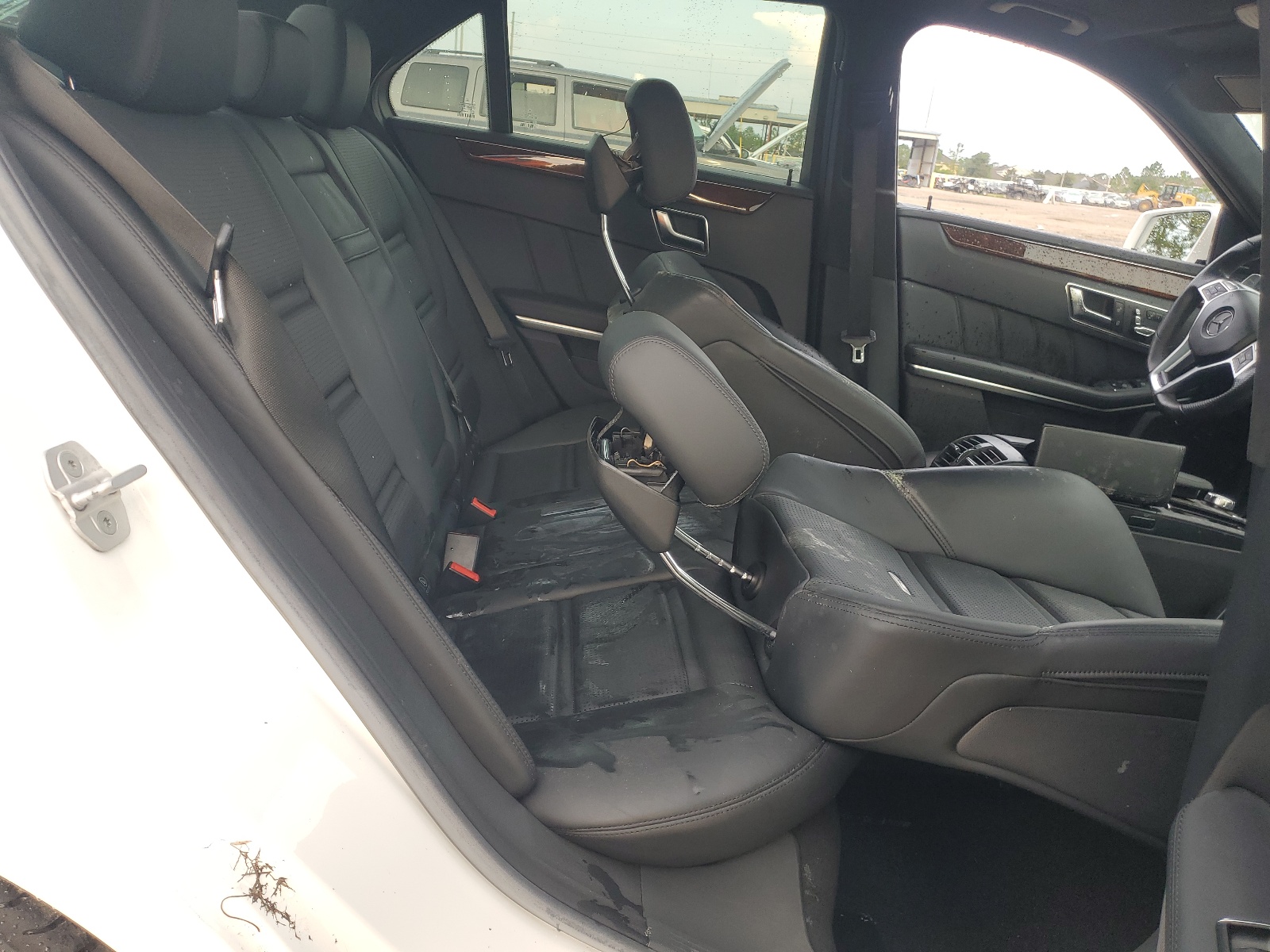 WDDHF9CB5EA839068 2014 Mercedes-Benz E 63 Amg
