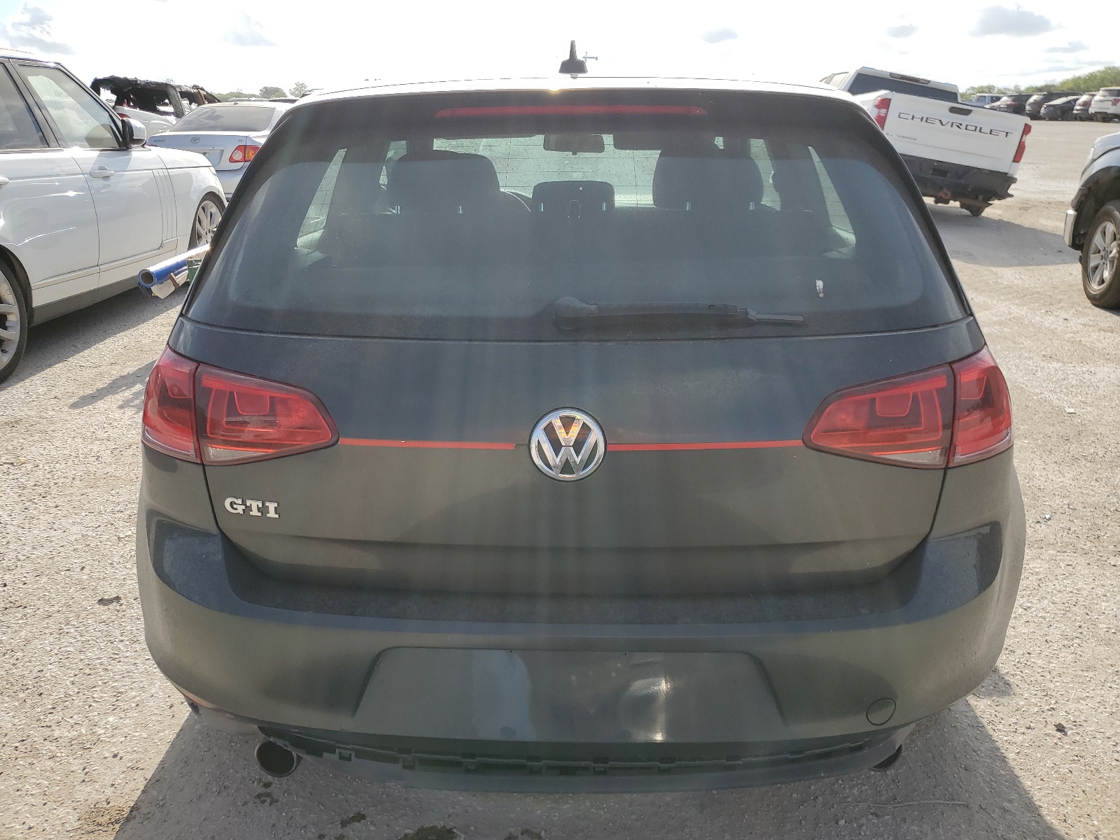 3VWYT7AUXHM002963 2017 Volkswagen Gti S