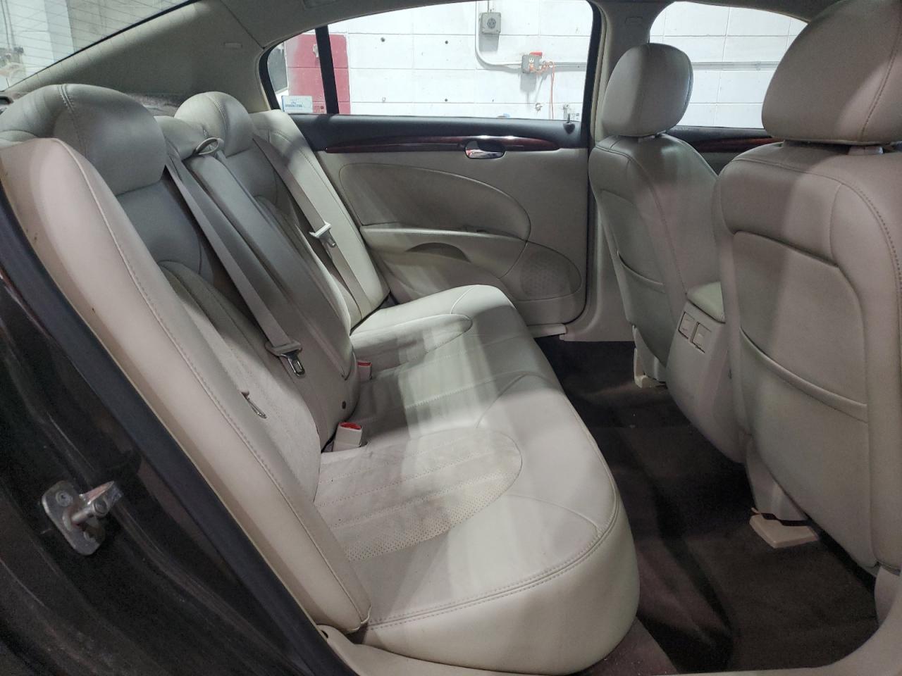 2008 Buick Lucerne Super Series VIN: 1G4HF579X8U202752 Lot: 68877154