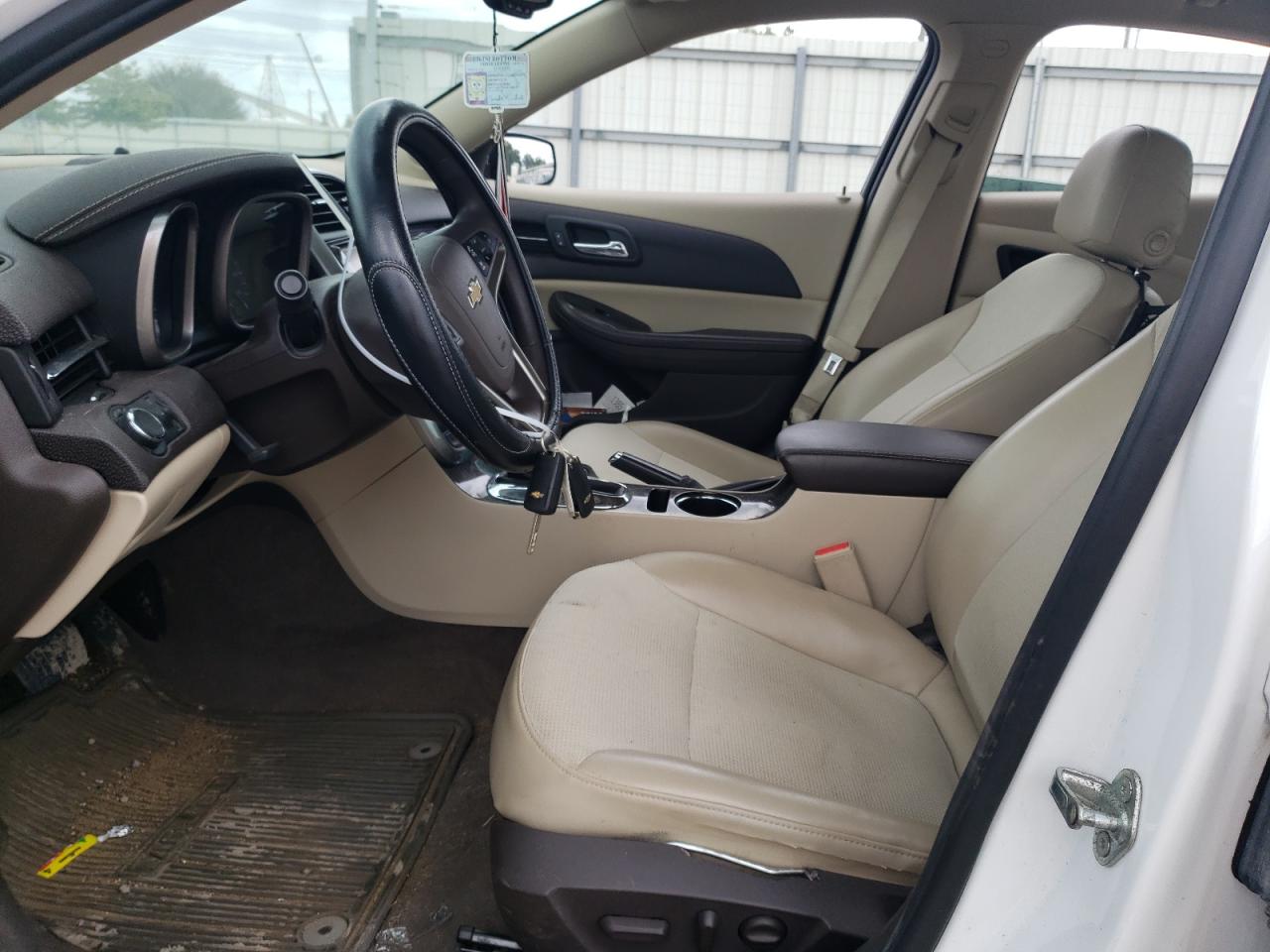 2016 Chevrolet Malibu - Image 7