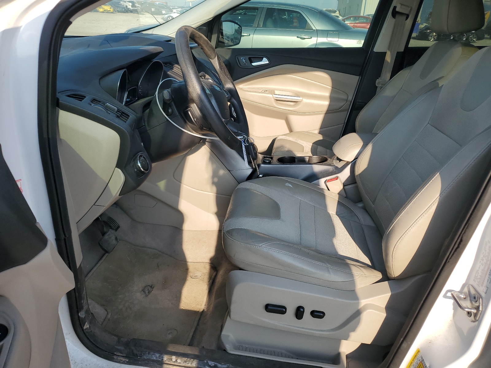 1FMCU0G93EUC92129 2014 Ford Escape Se