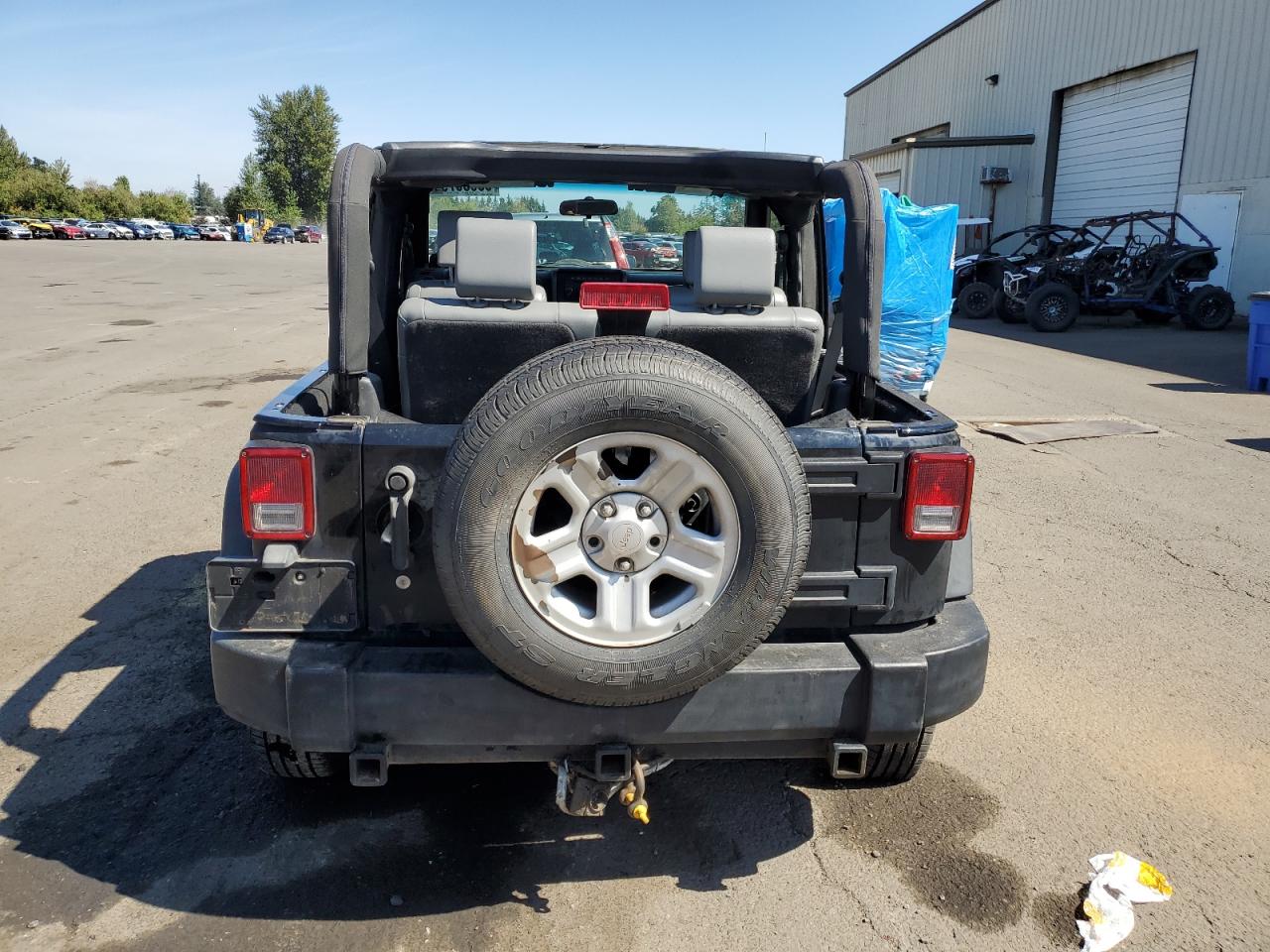 2009 Jeep Wrangler X VIN: 1J4FA24119L738823 Lot: 68686794