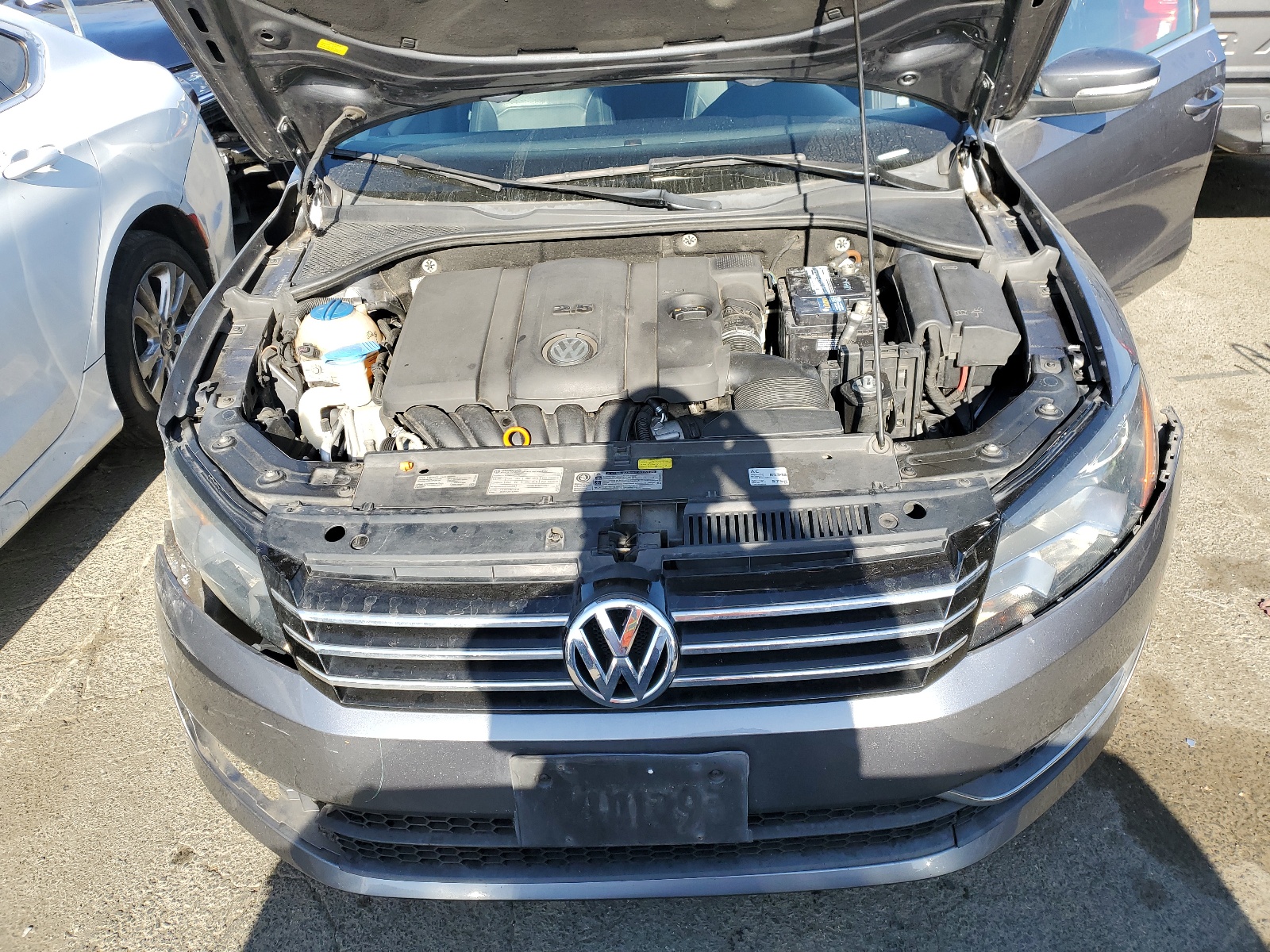 1VWBP7A35DC015441 2013 Volkswagen Passat Se