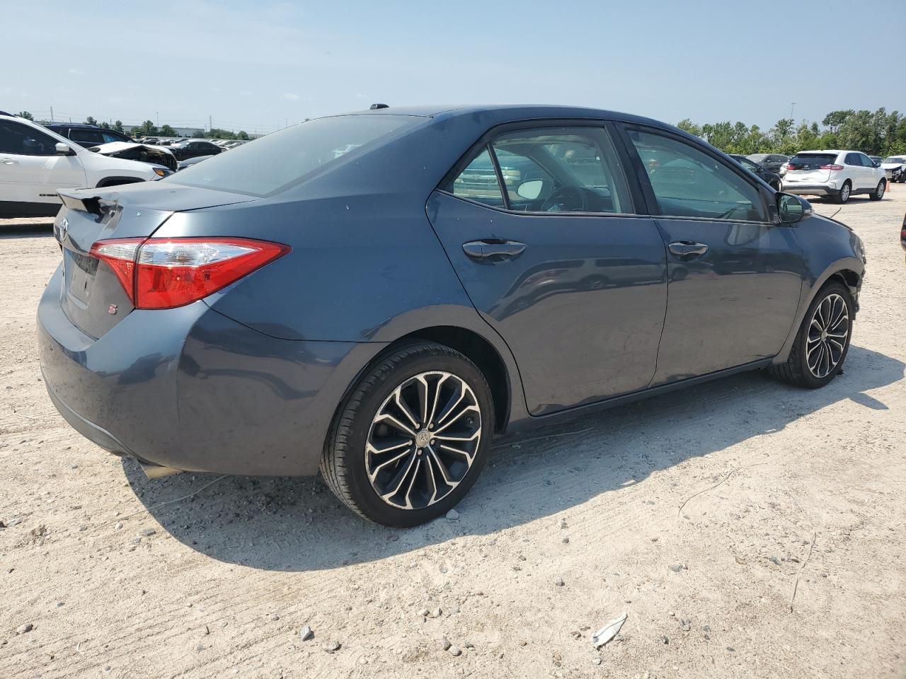 2015 Toyota Corolla - Image 3