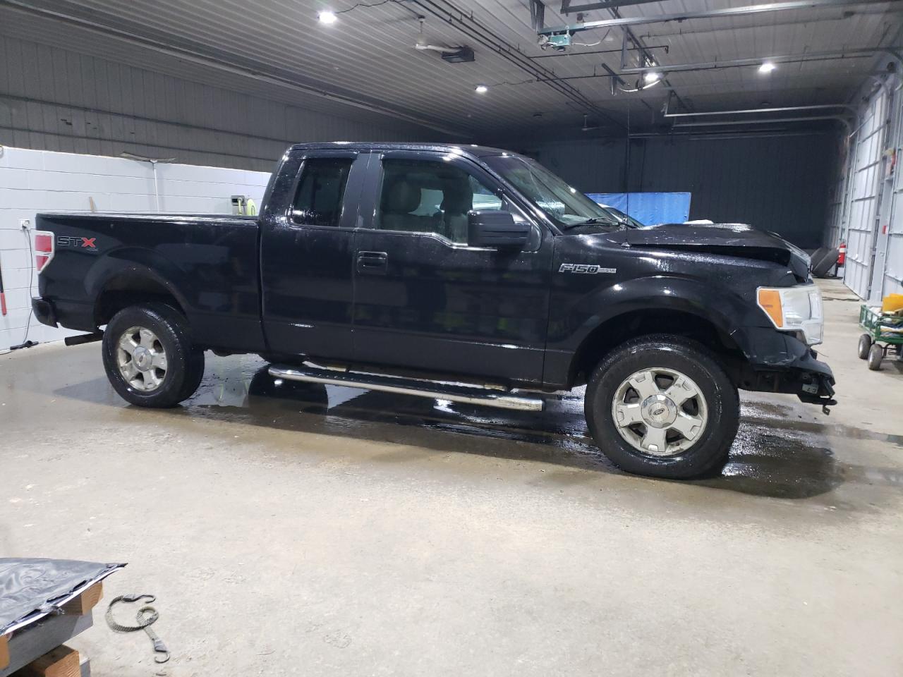 2010 Ford F-150 - Image 4