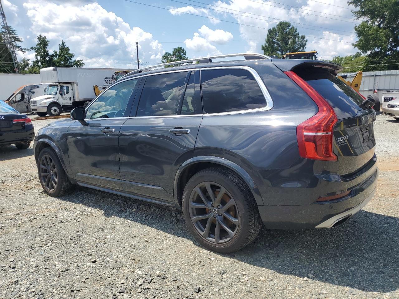 YV4A22PK9G1026910 2016 VOLVO XC90 - Image 2