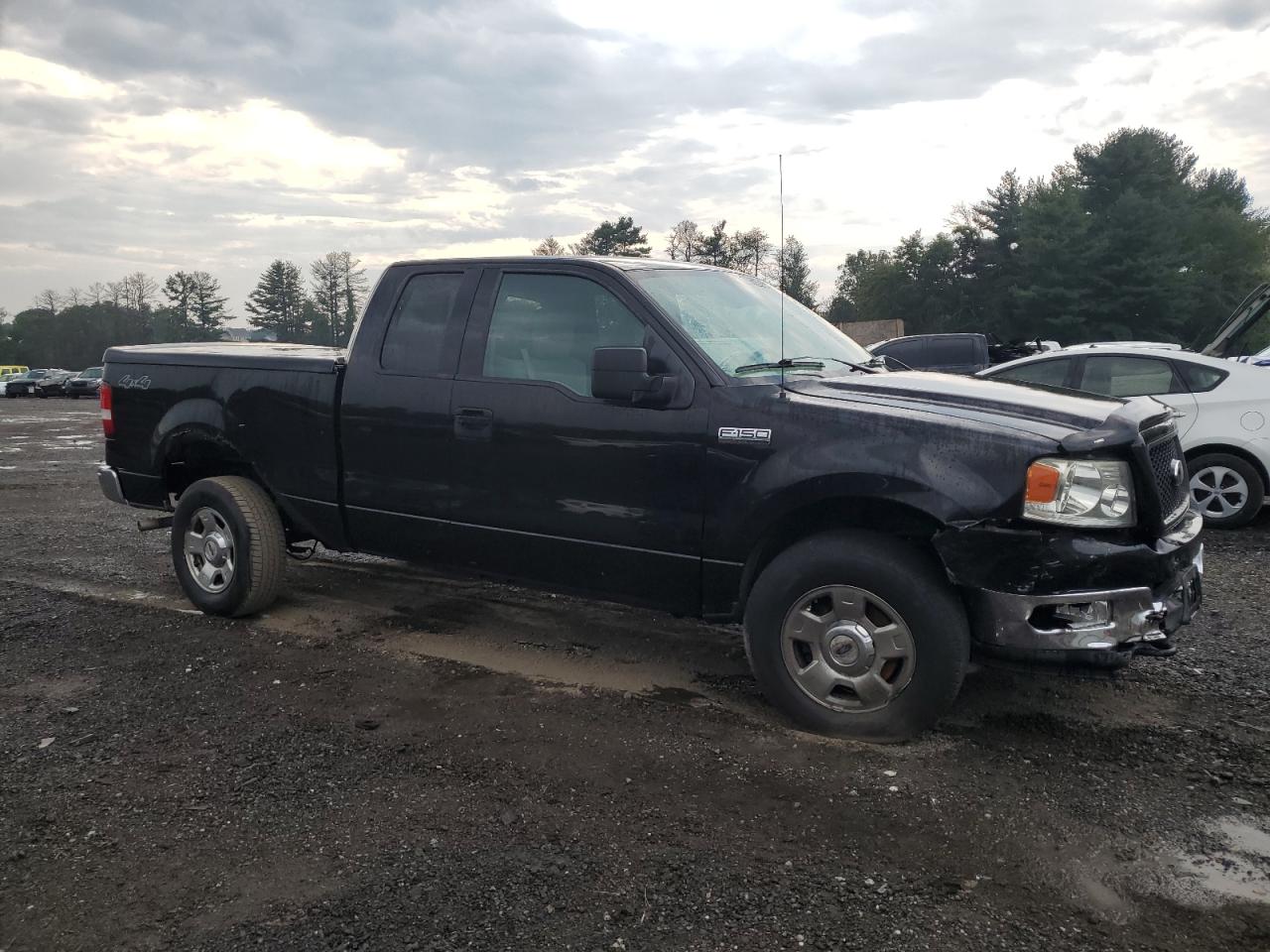 2004 Ford F-150 - Image 4