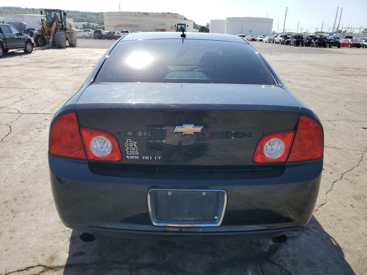 1G1ZD5E78BF356039 2011 Chevrolet Malibu 2Lt