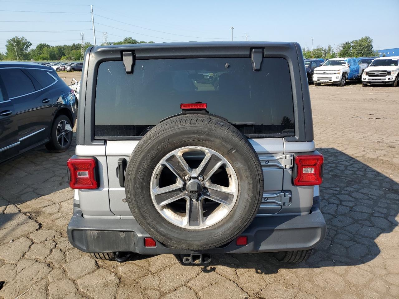 2018 Jeep Wrangler Unlimited Sahara VIN: 1C4HJXEG4JW109977 Lot: 66210444