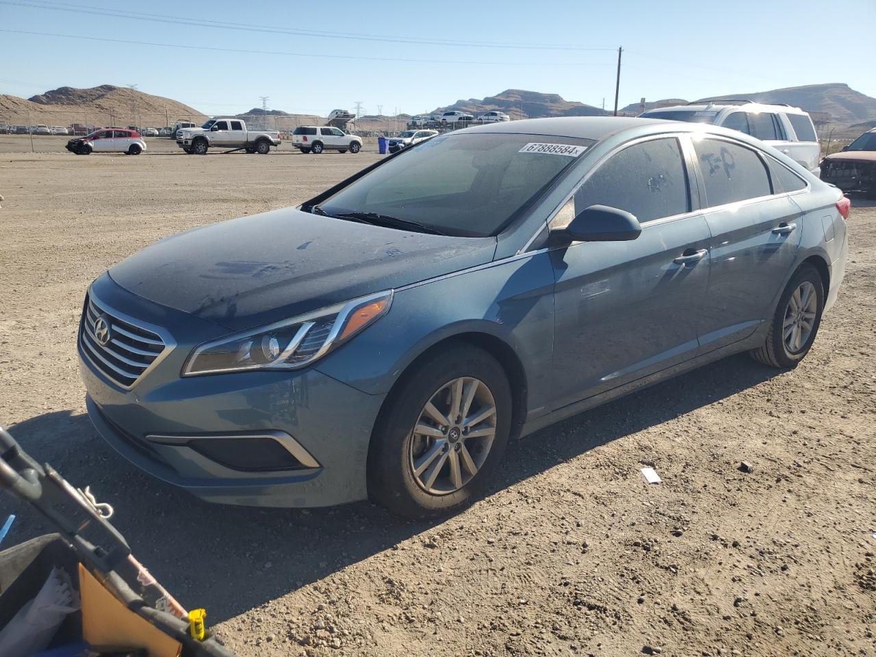 5NPE24AF6HH572022 2017 HYUNDAI SONATA - Image 1