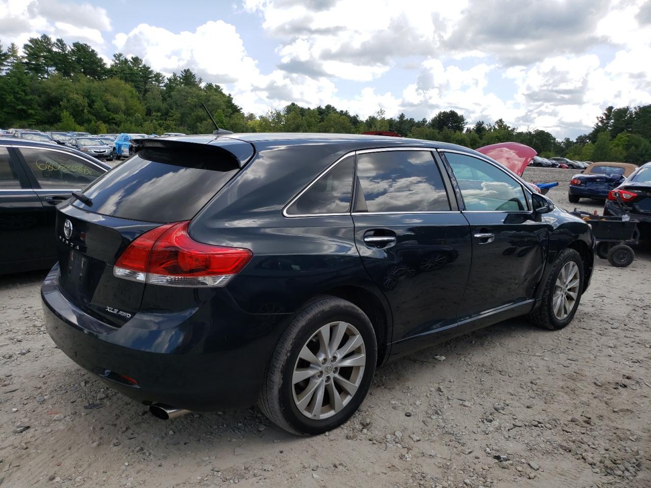 2015 Toyota Venza - Image 3