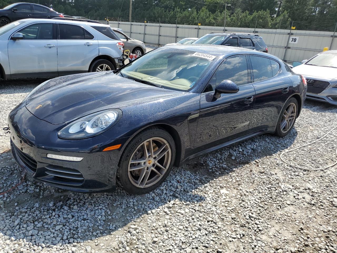 WP0AA2A77GL002426 2016 Porsche Panamera 2