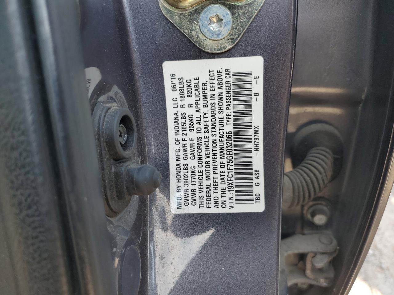 19XFC1F75GE032066 2016 Honda Civic Exl