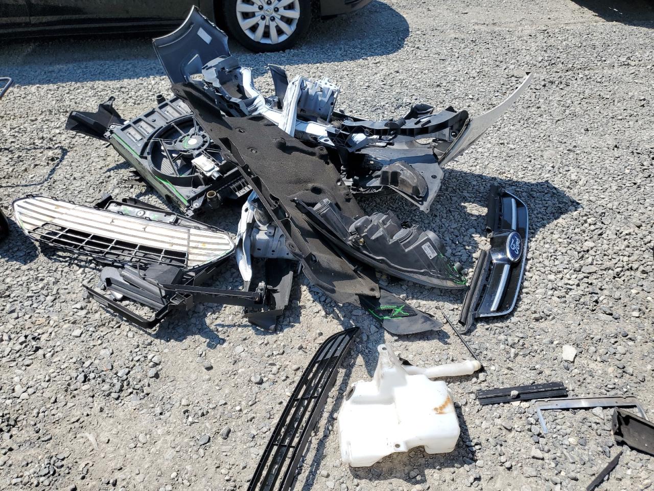 2014 Ford C-Max Se VIN: 1FADP5AU8EL508112 Lot: 65848254