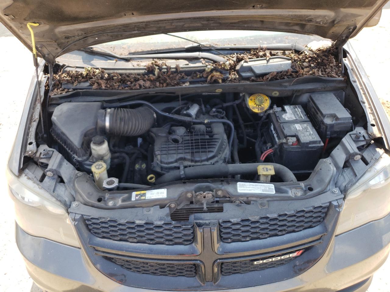 2016 Dodge Caravan - Image 12