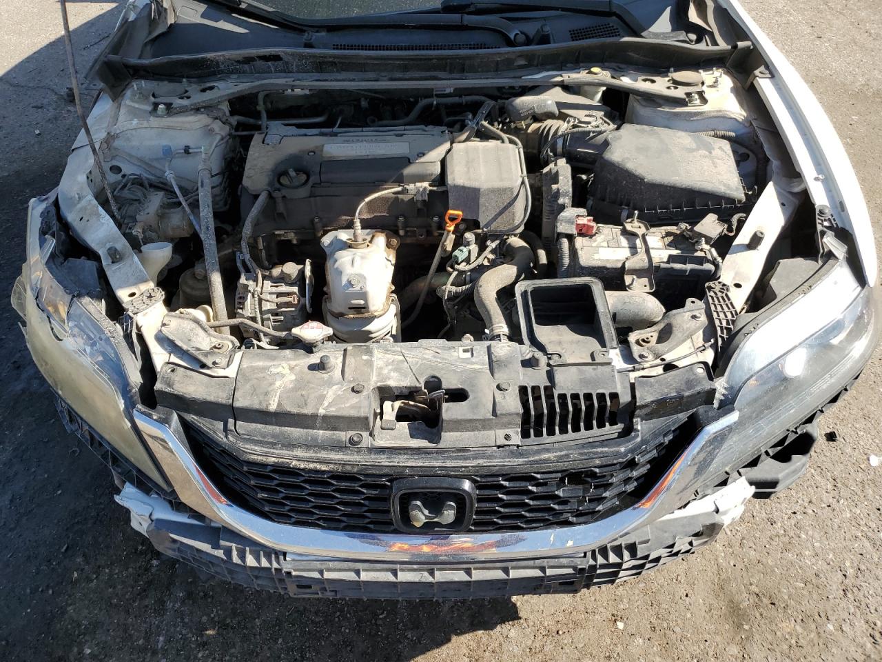 1HGCT1B77EA008653 2014 Honda Accord Ex