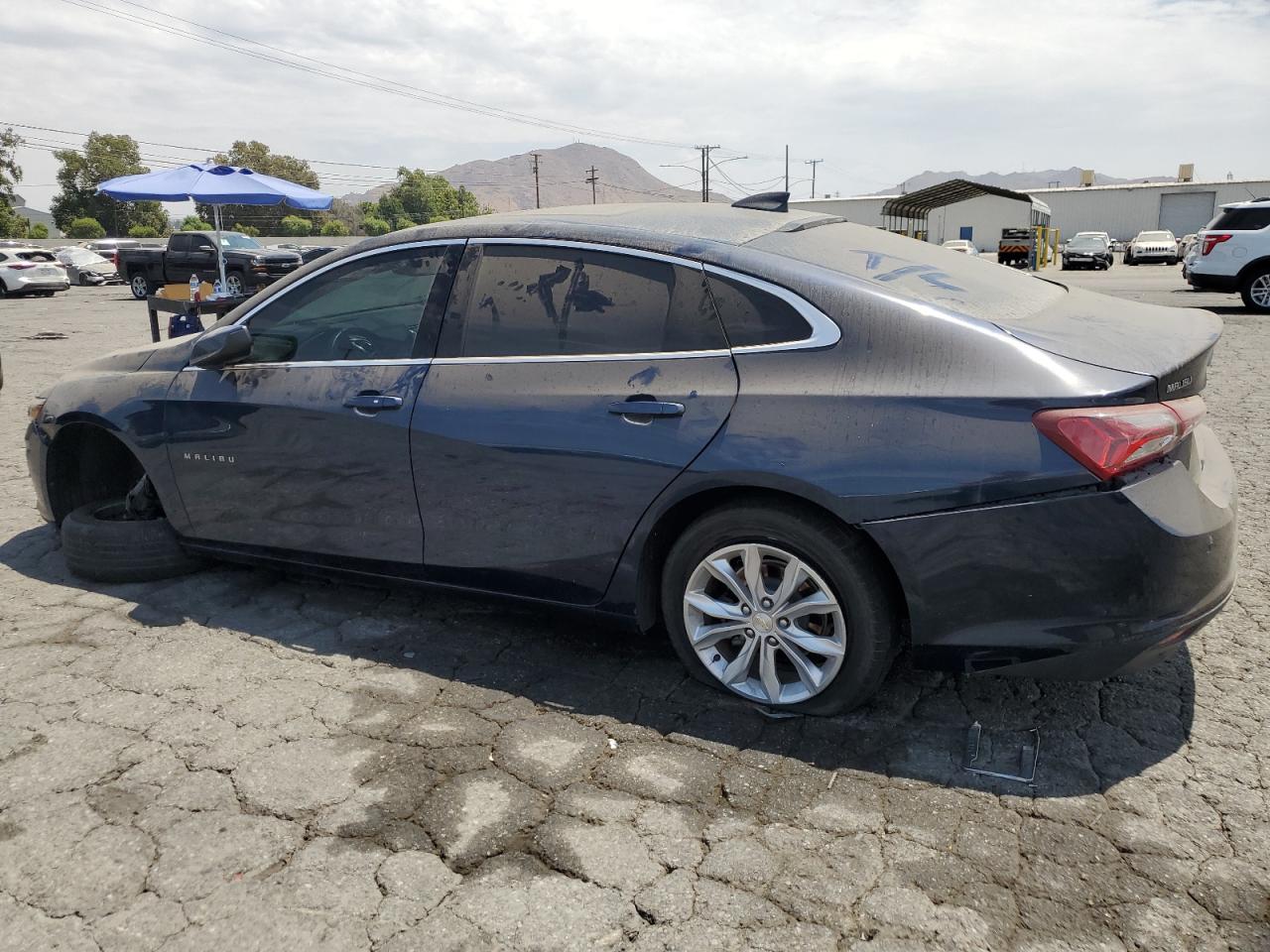 1G1ZD5ST2LF018185 2020 CHEVROLET MALIBU - Image 2