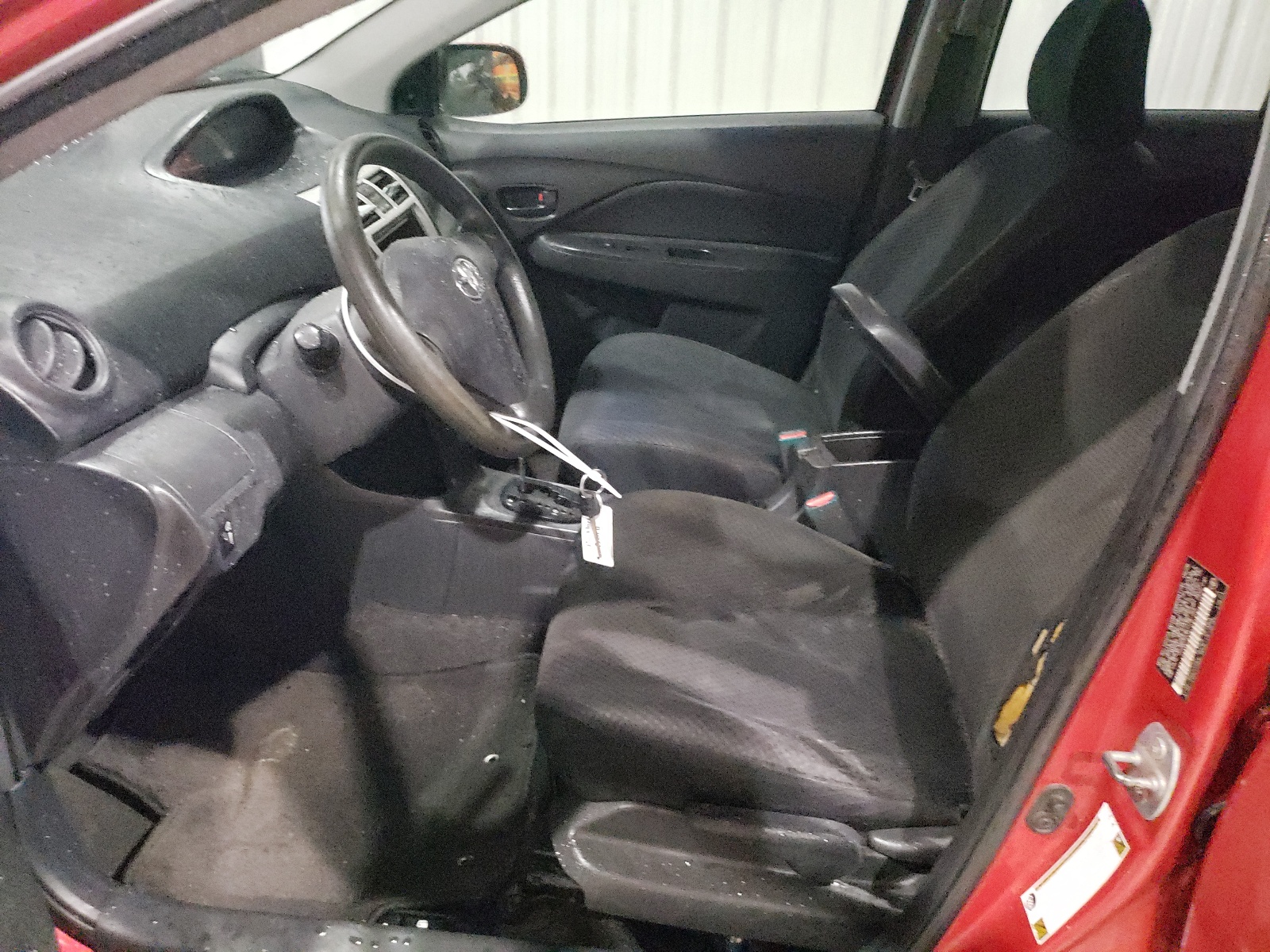 JTDBT923871081989 2007 Toyota Yaris