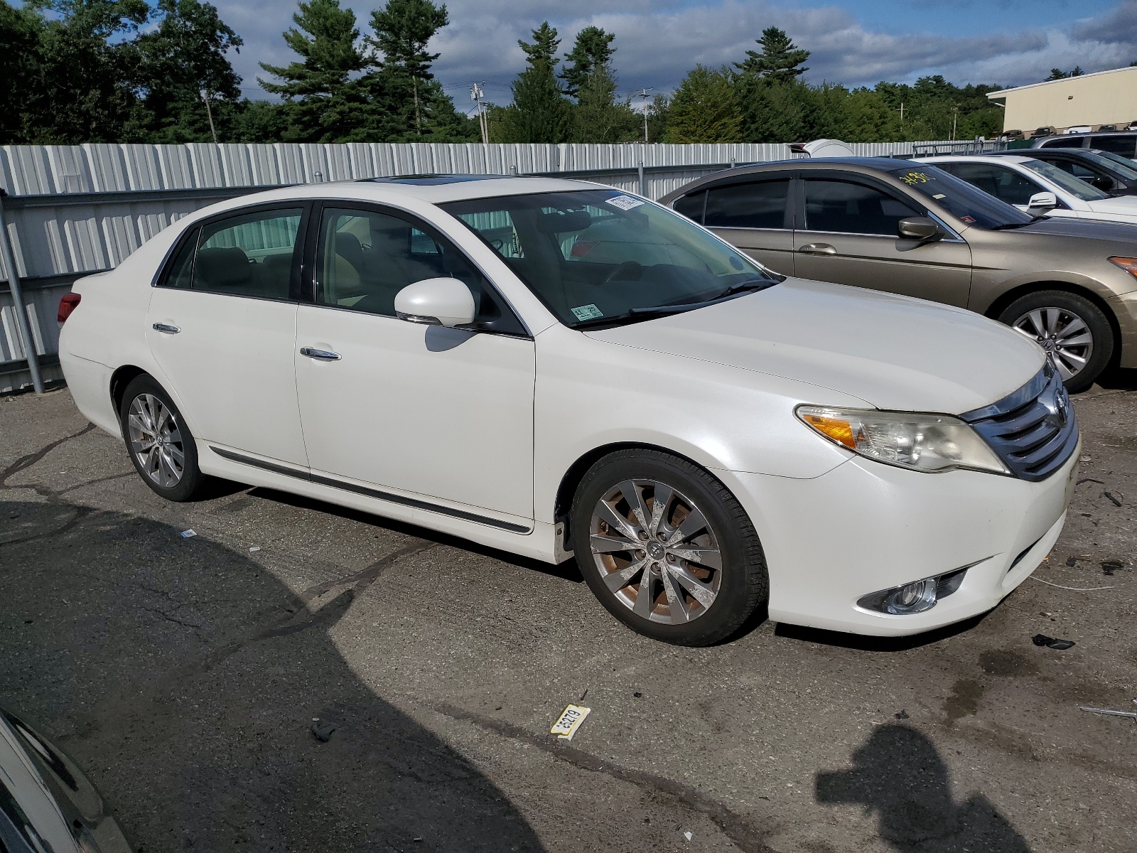 4T1BK3DB9BU430729 2011 Toyota Avalon Base