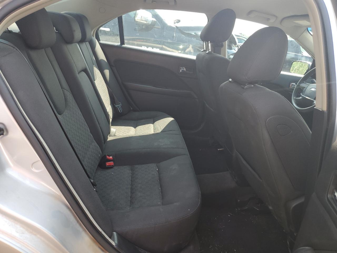 2010 Ford Fusion Se VIN: 3FAHP0HA6AR121912 Lot: 65525854