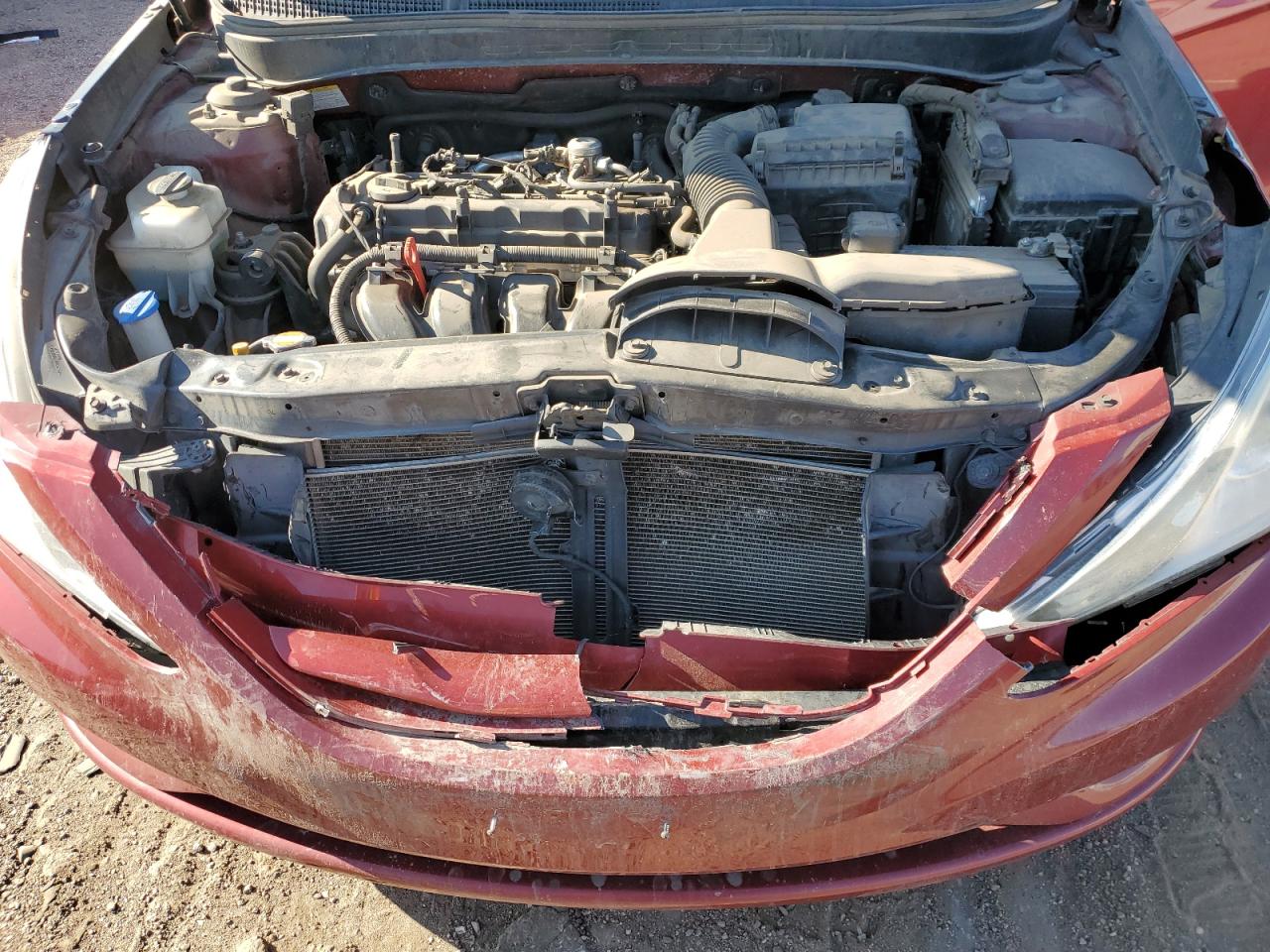 2011 Hyundai Sonata - Image 11